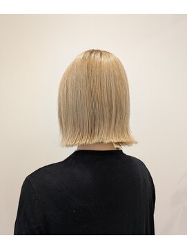 リュール バイ ヘッドライト 北千住店(lueur by HEADLIGHT) 切りぱなしボブ