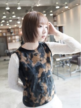 ドゥーア 代官山(Door)の写真/【カット+カラー￥9,900】顔まわりにこだわった小顔見せカットで、どこから見ても美シルエット◎