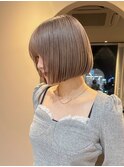 ミニボブ 切りっぱなしボブ ミルクティーベージュ