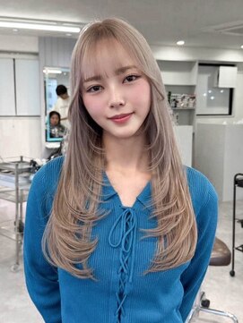 エルサ ザ リープ(ELSA the leap) 【ブリーチカラー/ダブルカラー】レイヤーカット/ミルクティー