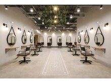 ロロネー 梅田(Lolonois)の雰囲気（西日本で1番人気インフルエンサーがご来店♪[髪質改善/ボブ]）