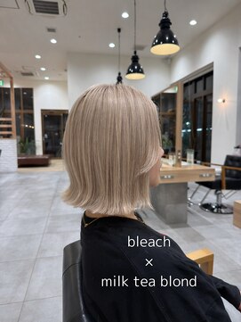 アース 若葉台店(EARTH) ミルクティーブロンドの透明感ボブ｜若葉台でやわらかハイトーン