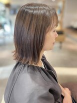 フリップビーアヴェダ(FLIP B AVEDA)&nbsp;本八幡×外ハネミディ×大人の抜け感スタイル