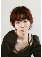 マルコ(marc..)&nbsp;暖色レッドの抜け感ショート