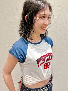 プフ 伏見(puf) [puf 伏見/丸の内/栄/名古屋]トレンドウェーブミディ