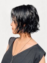 ニチカ(NYCHIKA)&nbsp;30代40代人気◎くせ毛を活かした抜け感ボブ｜大人世代ボブ