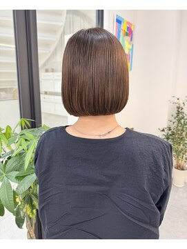 エブリ(evri) ワンカールボブ　ボブ　髪質改善　縮毛矯正　ストレート　前髪