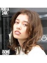 ビコ(bico) 透明感のあるカーキアッシュ