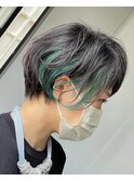 ショート×インナーグリーン