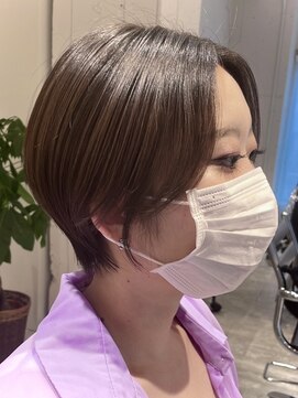 ストレータ バイ マリオ(Strata by mario) ［横山］前髪長め丸みショート