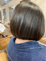 ヴィサージュクルー(VISAGE crew)&nbsp;首元美しいボブ