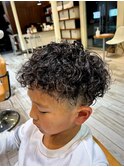 ツイストスパイラルパーマツイストパーマメンズパーマ刈り上げ