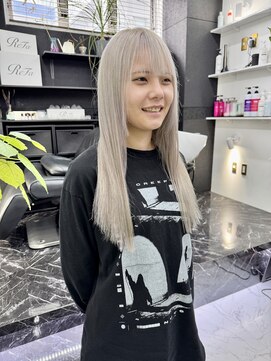 チュダック(ChuDuck) 韓国風《ペールシルバー》ハイトーン/ケアブリーチ/ダブルカラー