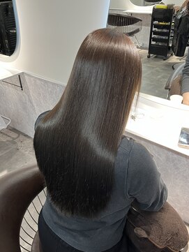 アフィナー 新宿(Afinar) ツヤ髪酸性ストレート