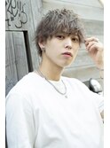 ヘアカラー抜きっぱなし　ブリーチデザインk