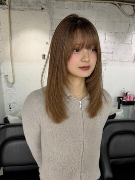 ヨーク(YOKE) ミディアムレイヤーロングレイヤーフェイスレイヤー