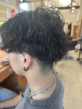 フェリア サウスガーデン(felia southgarden) 20代◎波巻きパーマ×センターパート韓国風好印象