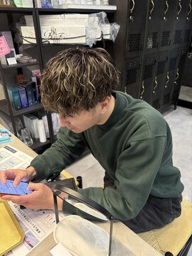 アチーブリス(achieve Liss) メンズハイライト