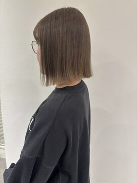 ローウェ 表参道(Louwe) bob×milk tea beige◯担当ももこ