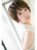 ピュアな透明感”美人顔”ショート