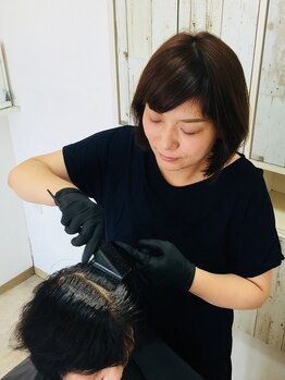 ヘアーサロン ナオ(Hair Salon NAO)の写真/上品で透明感のある髪色を実現。30代40代～の大人女性が憧れる、毛先までツヤのある美しいスタイルを提案。