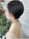 伸ばし途中のショートスタイル