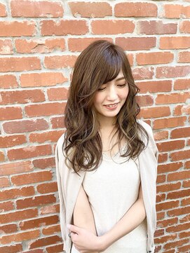 ブレイズ ザ サロン(BLAZE THE SALON) 恋する外国人風寒色系ベージュイヤリングカラー【BLAZE 大庭】