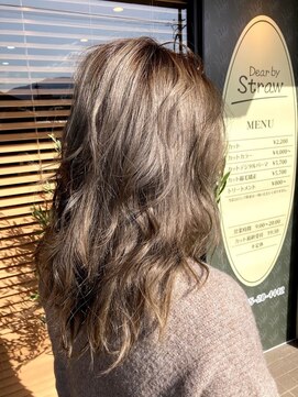 ストロー 鴨宮店(Straw) 外国人風カラー◎プラチナカラー/レイヤースタイル