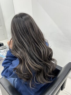 アライブ キチジョウジ(ALIVE Kichijoji) 【ALIVE吉祥寺】ハイライトカラー白髪ぼかし／ケアブリーチ