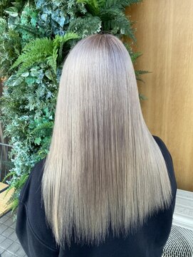 ザ ラブズ ラフズ ヘアー 本店(the loves laughs hair) ホワイトベージュ