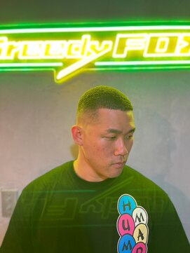 グリーディーフォックス 代々木(Greedy FOX) アップバング/ツーブロックマッシュ/束感/波巻き[シェービング]