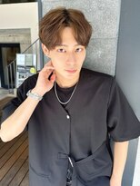 ルービック(Rubik's)&nbsp;ツーブロック束感爽やかセンターパート×ソフトツイストパーマ