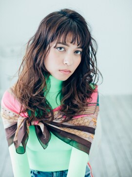 スタリー(Starry) 外人風ウェーブロング20代/30代/40代/ハレマチ通り