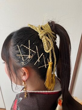 アベニューケー avenue K ヘアーメイク hair make ハイポニー金箔アレンジ