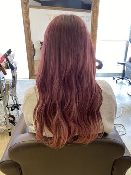 コワファースト 大分(COIFF1RST) ピンク