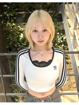 ブームボックス(BOOMBOX) 小顔に見えるハイトーンボブ