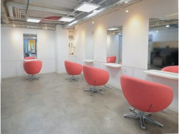 リムネ 四谷店(RIMUNE)の写真/6:00からヘアセットが出来るのが嬉しい☆早朝対応のヘアメイクサロンで朝一オシャレを♪【四谷/飯田橋】