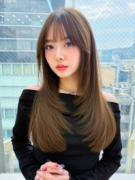 アフロートリノ(AFLOAT Leino) 重たいのに軽い、大人レイヤー