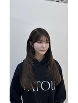 ジーナ 浦和(Zina) レイヤーカット×Olive beige