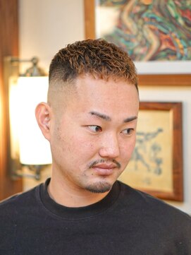 バーバーショップ ダリー(BARBERSHOP DALIE) 濡れパンメンズアイロンパーマスキンフェード