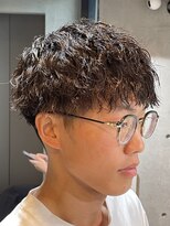 ブルニール 中崎町(BLEUNIR) ツイストスパイラル ツーブロック 無造作 マッシュ