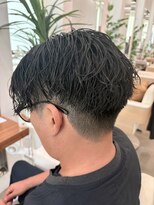 カッツ 駅家店(CUT S)&nbsp;刈り上げマッシュ　センターパート　ツイストスパイラル