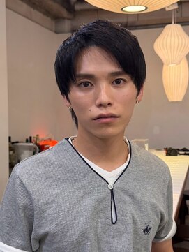 ヒュー 広島(HEW) 韓国風マッシュウルフ