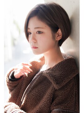 カライング(ing) 大人可愛い20代30代40代黒髪前下がりショートボブ丸みショート◎