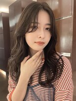 ビュートリアム 南青山(BEAUTRIUM)&nbsp;ゆるふわレイヤー 長め前髪 イルミナカラー 表参道 20代30代40代