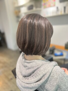 ツムグ 代官山店(TUMUGU) 30代40代50代大人可愛いヘルシースタイルノードヘアショートヘア