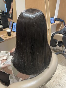 アンフィ 東京(Amphi) 【ツヤツヤ!!髪質改善で美髪♪】