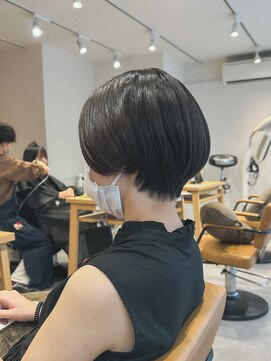 クラップス 上大岡(CLAPS) コンパクトショート/ミニマルショート/アッシュカラー