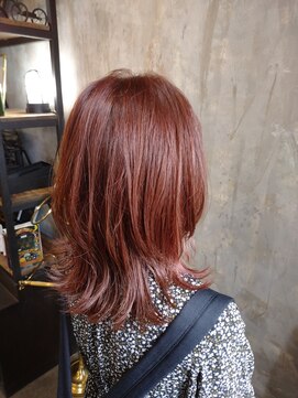 フルアヘッド(FULL A HEAD) セミロングレイヤー