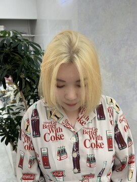 リル 溝の口(LiL) ホワイトブロンド